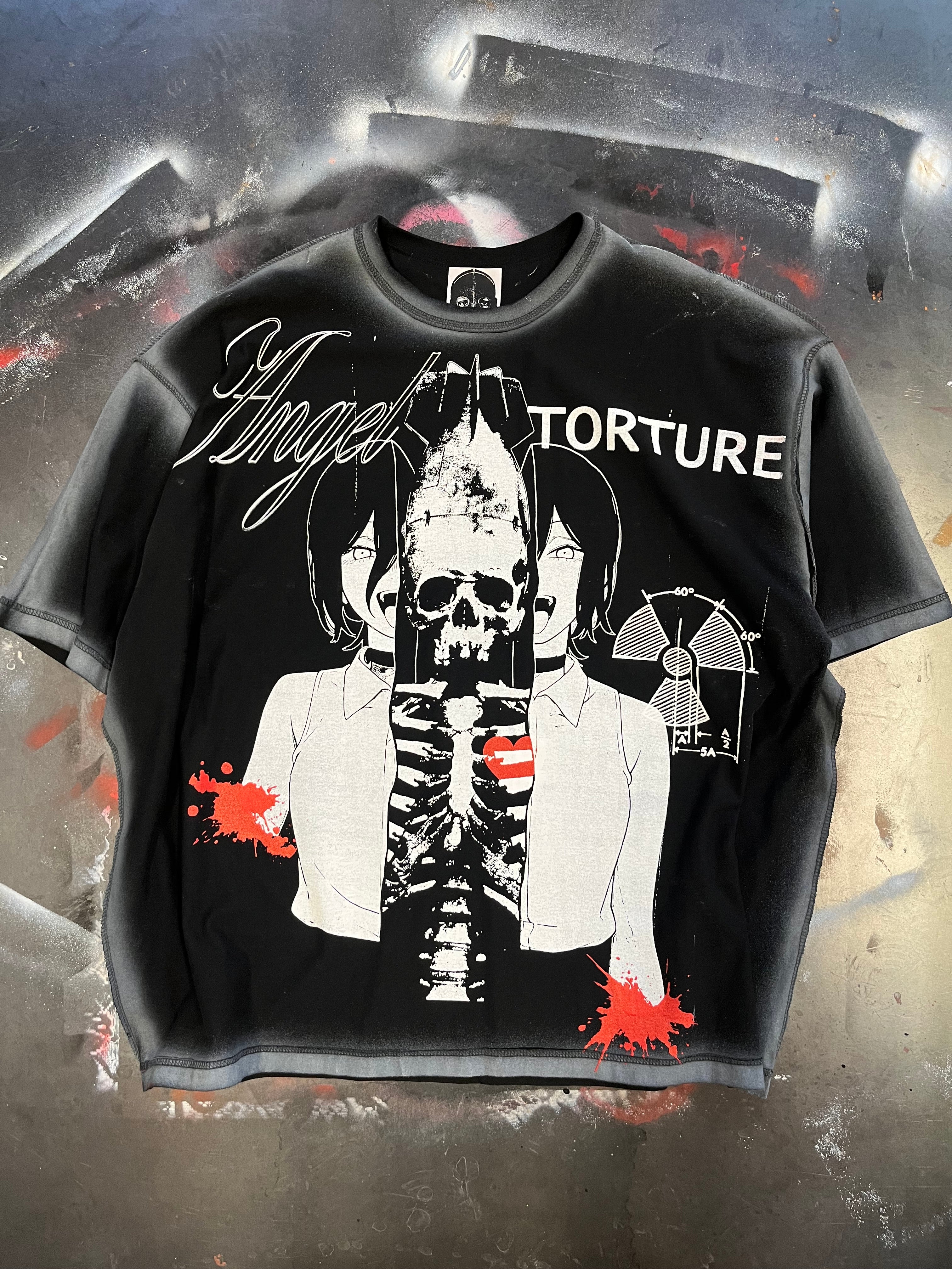 Bombomb Tee