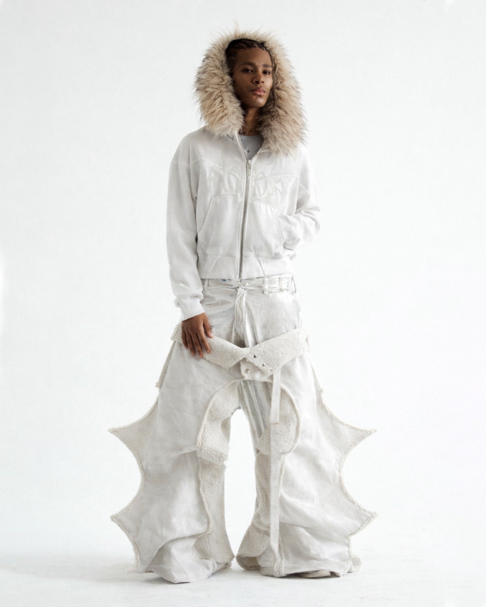 Mola Fur Zip-Up Hoodie White – SKOOT